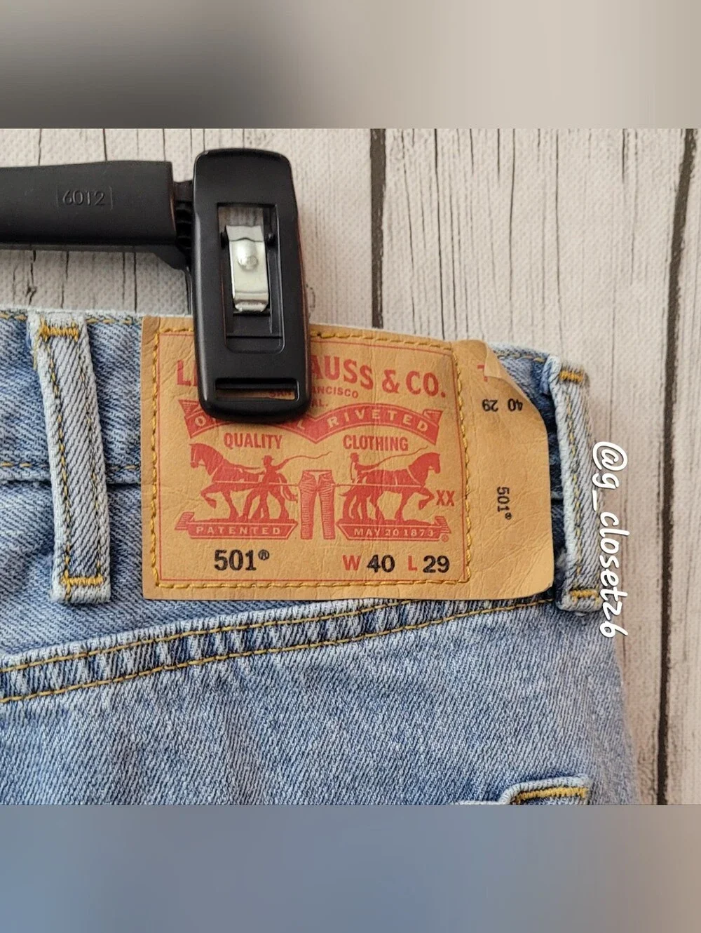 Vintage Button Fly XX Levi's 501® Men's Light Blue Denim Jeans